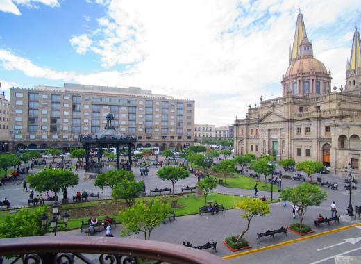 Cómo ahorrar al rentar auto en Guadalajara (sin sacrificar seguridad)